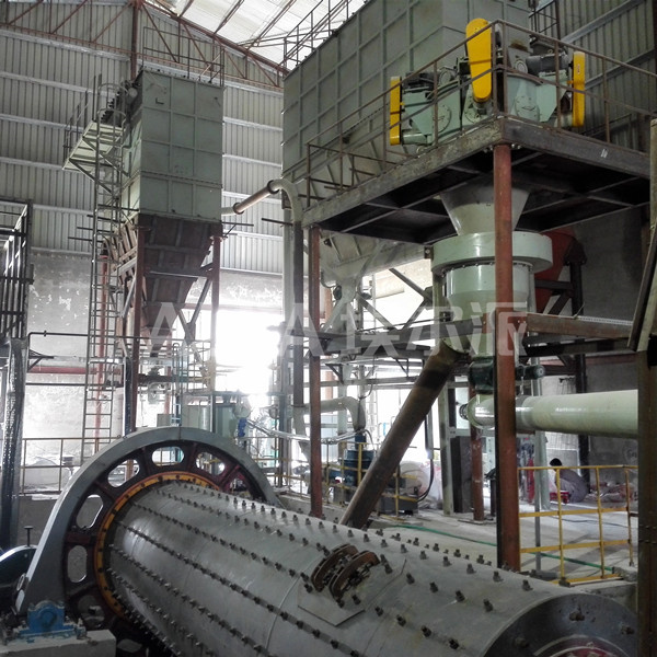 巴基斯坦碳酸鈣球磨分級(jí)生產(chǎn)線